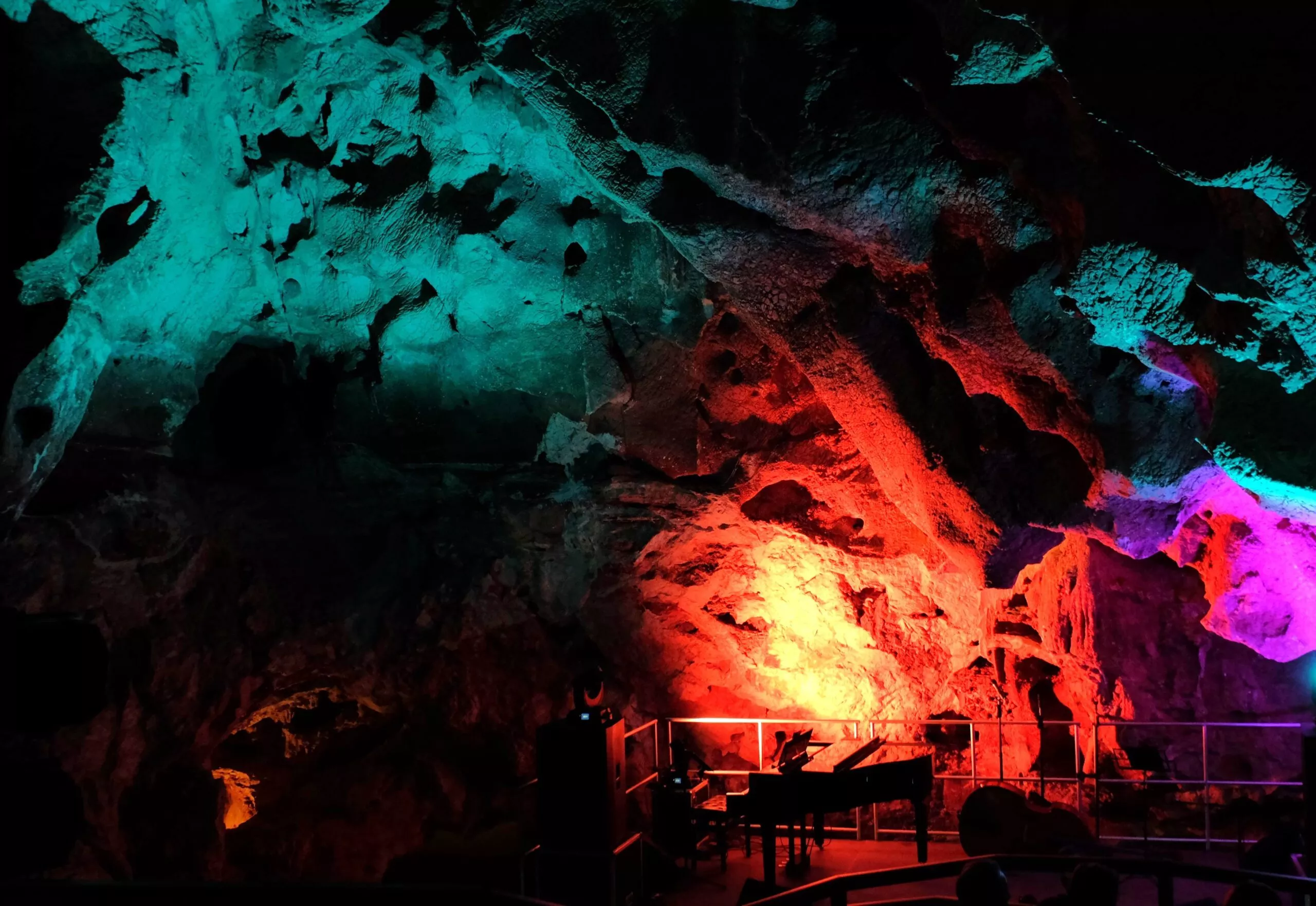 rincon-de-la-victoria-festival-de-musica-cueva-del-tesoro