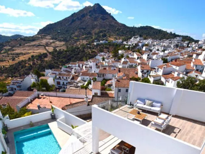 andalucia wellness retreats in southern spain with yoga