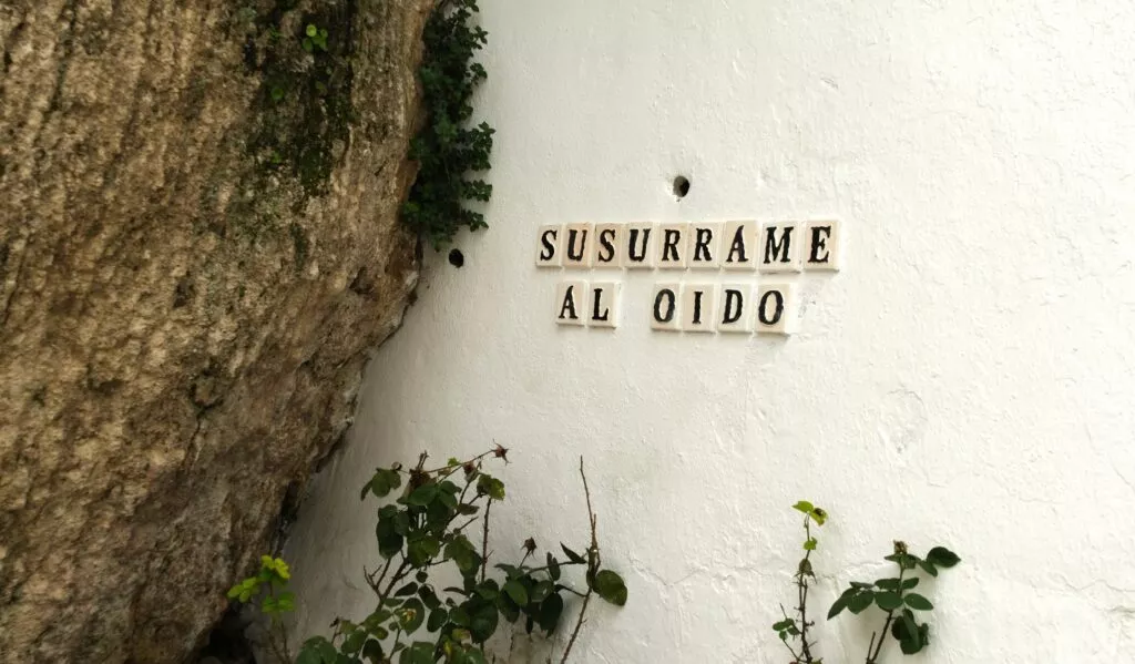 setenil de las bodegas que ver rincon romantico susurrame al oido