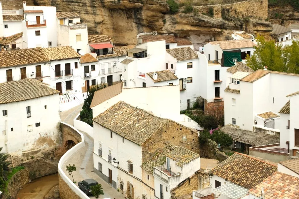 setenil de las bodegas que voir la rivière trejo