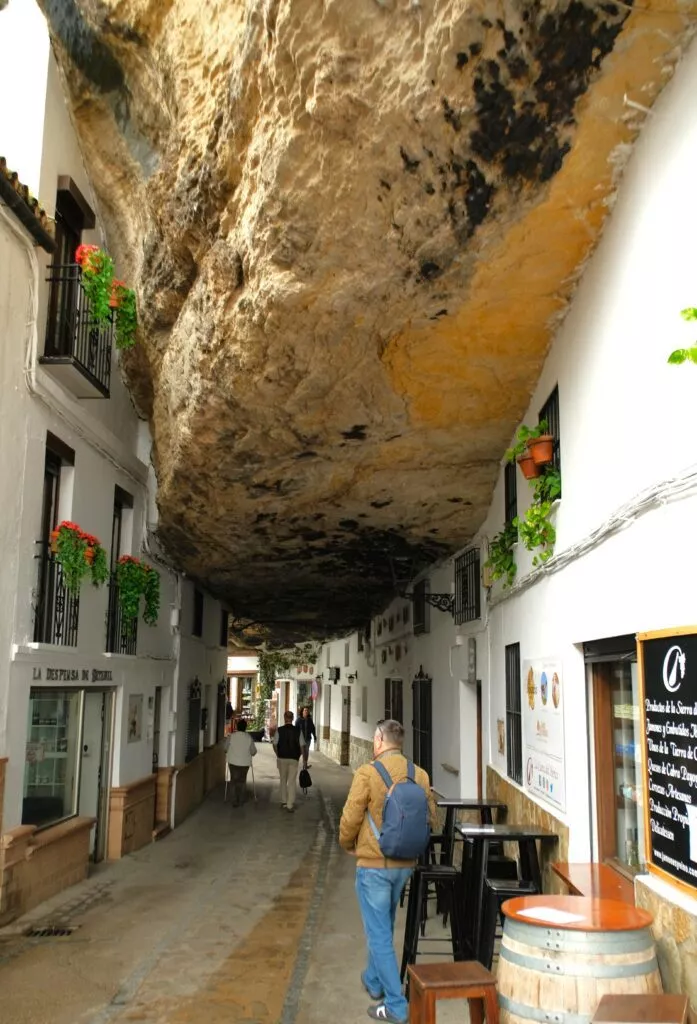 setenil de las bodegas what to see cuevas de la sombra street calle