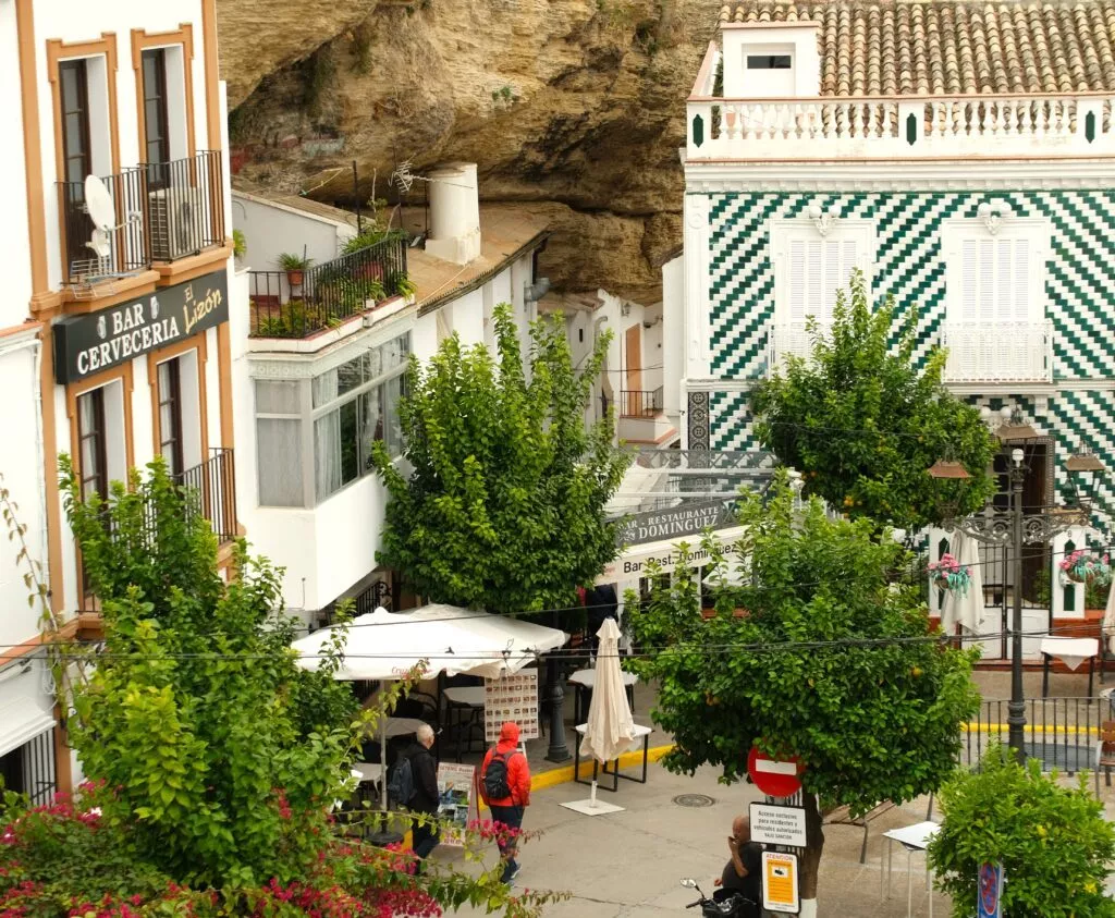 setenil des las bodegas que voir plaza de andalucia