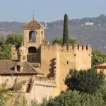 visita-cordoba-vista-parcial-del-alcazar-de-lors-reyes-cristianos