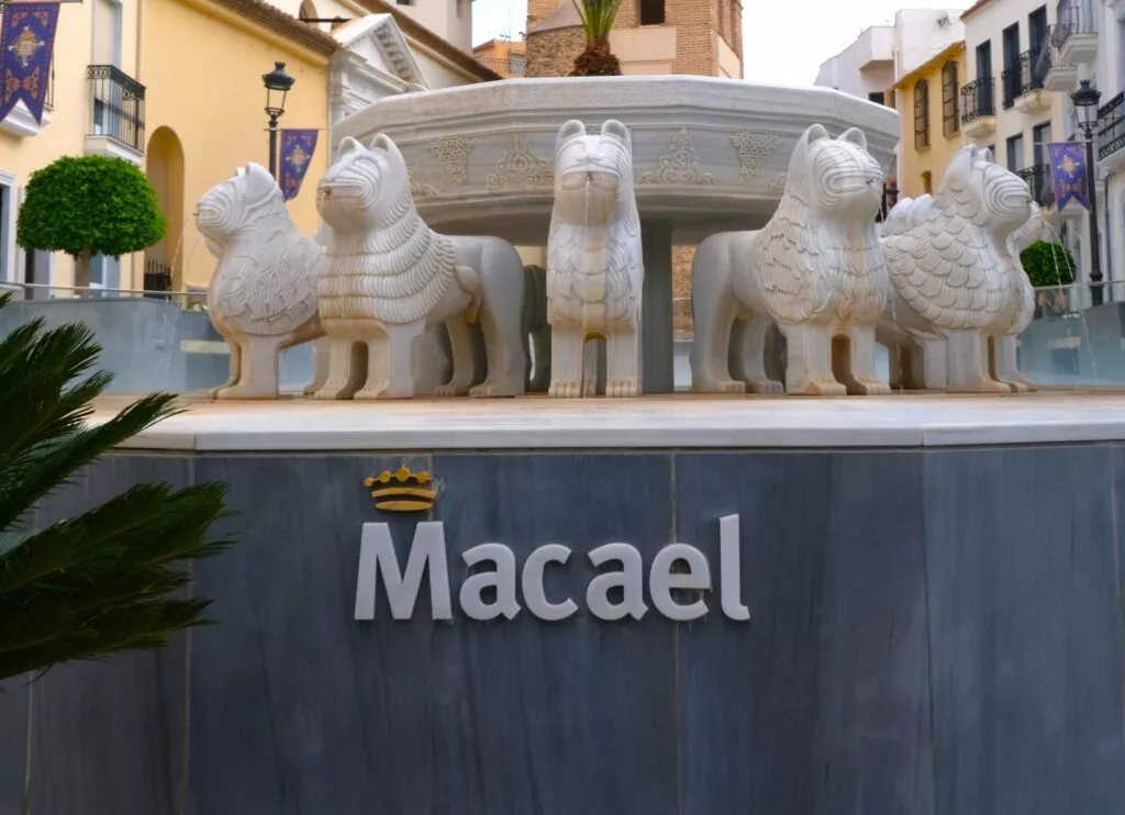 Macael what to see que voir que ver plaza de la constitucion