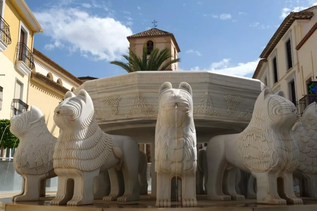 macael que voir replique fontaine des lions alhambra