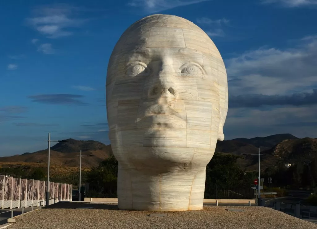 olula del rio escultura mujer de almanzora