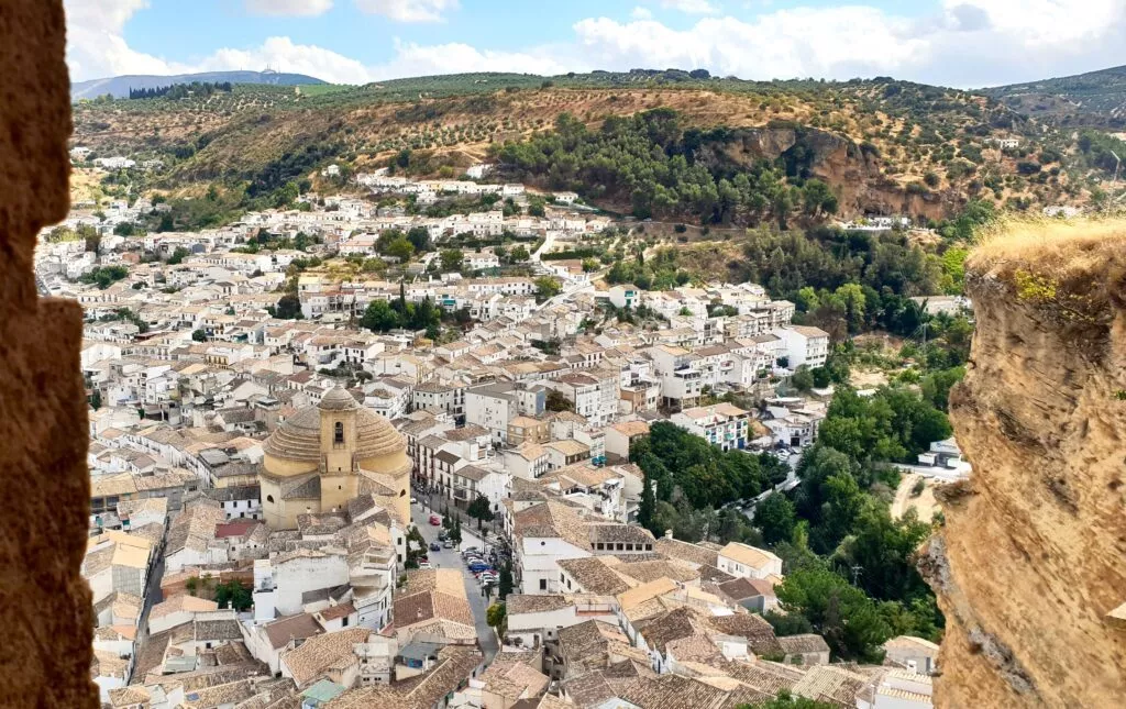 que ver en montefrio vista desde la iglesia de la villa