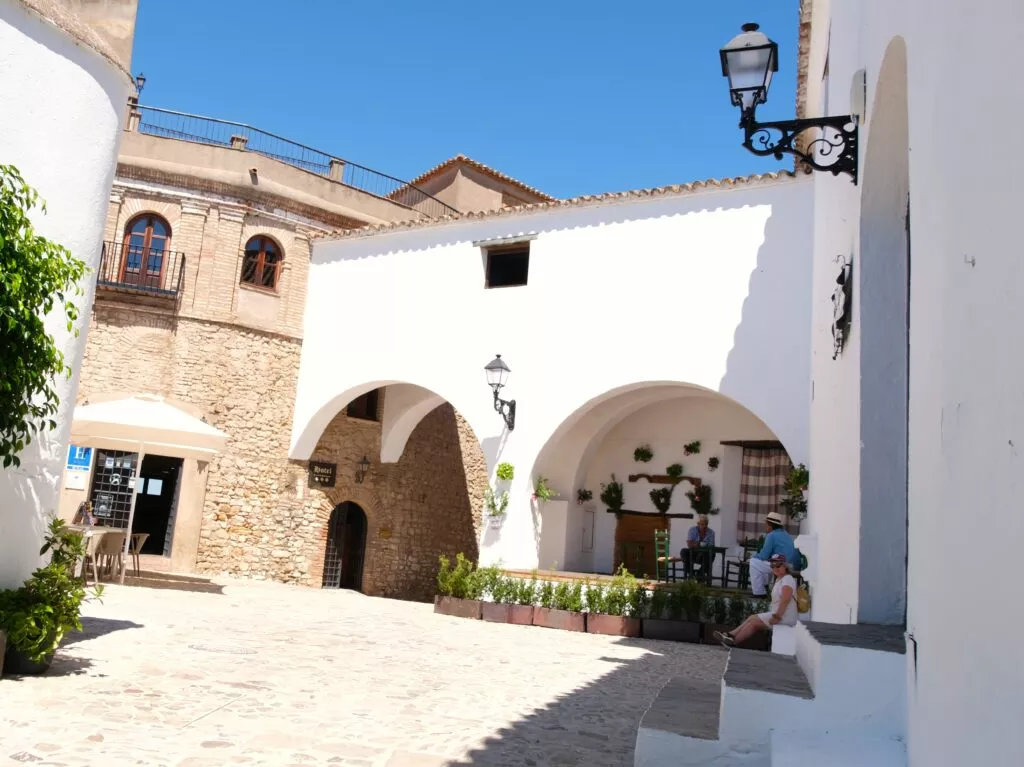 castellar de la frontera book accomodation in castle in hotel tugasa