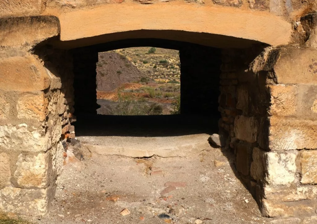 lucainena de las torres cosa vedere forni per la calcinazione del minerale di ferro