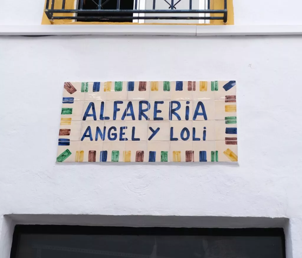 nijar que ver tienda alfareria angel y loli