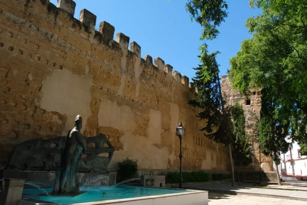 que voir a jerez de la frontera muraille de alcazar et ancienne medina