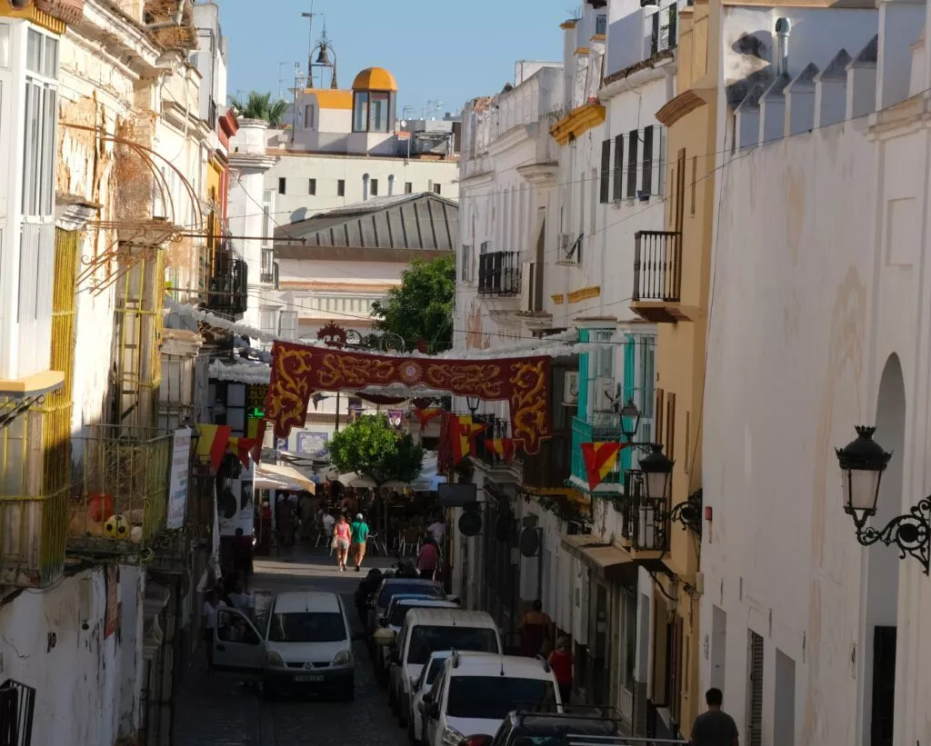 sanlucar de barrameda what to see in barrio bajo street next to plaza de abastos