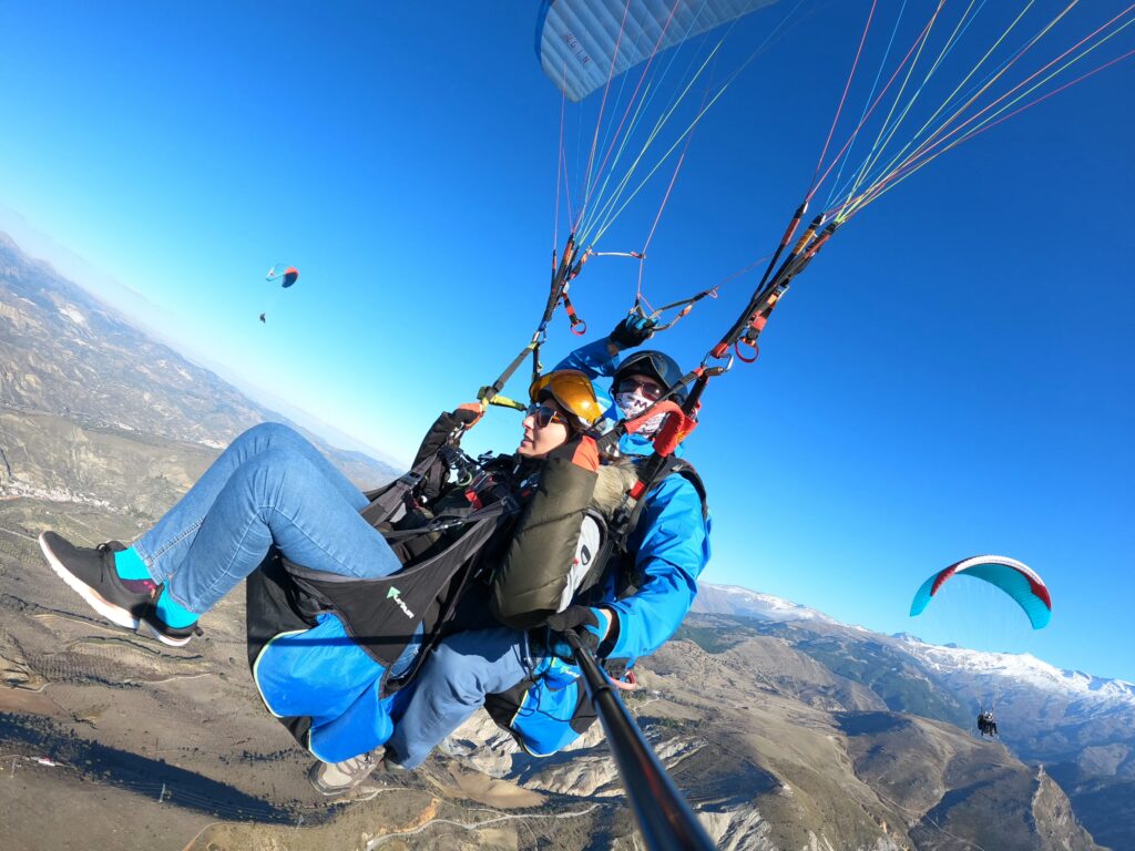 grenade activites et loisirs vol en parapente