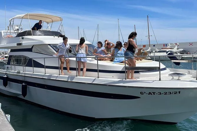 private yacht tour in marbella