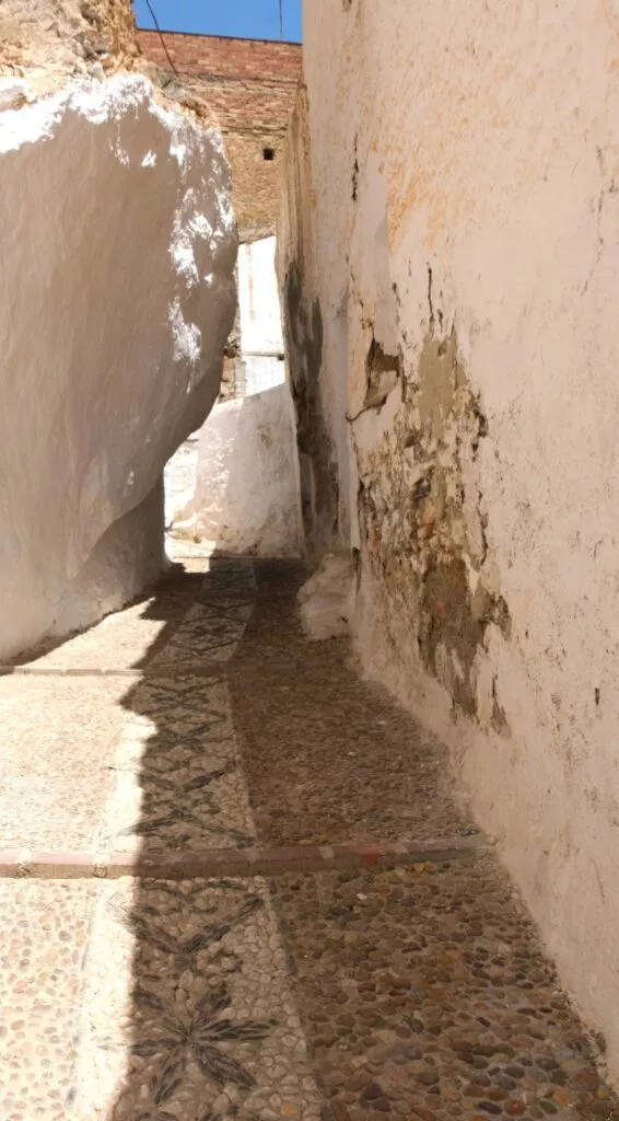 los guajares guajar faraguit andalousie typique authentique rue etroite